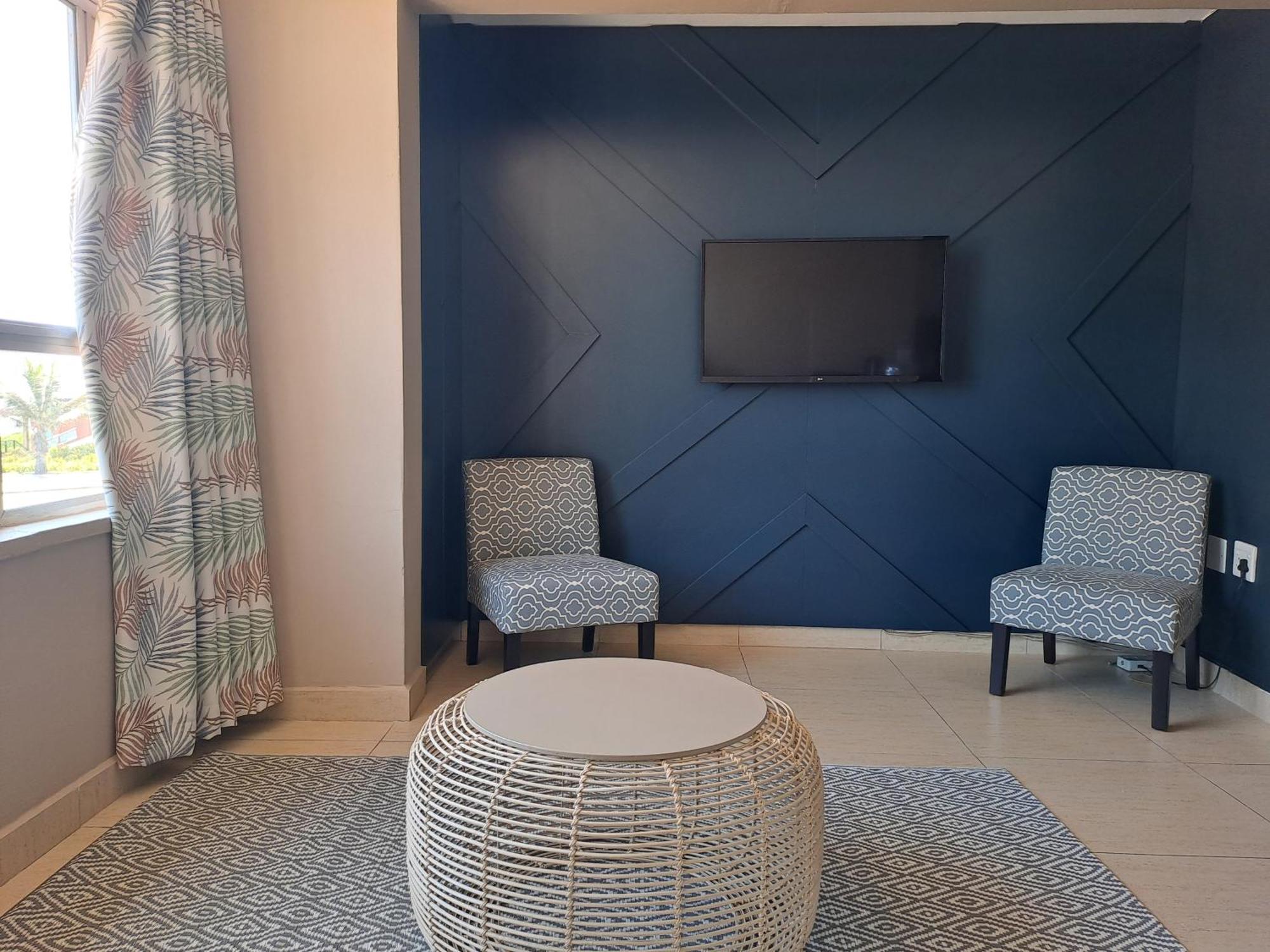 Unit 103 Tenbury Apartment *